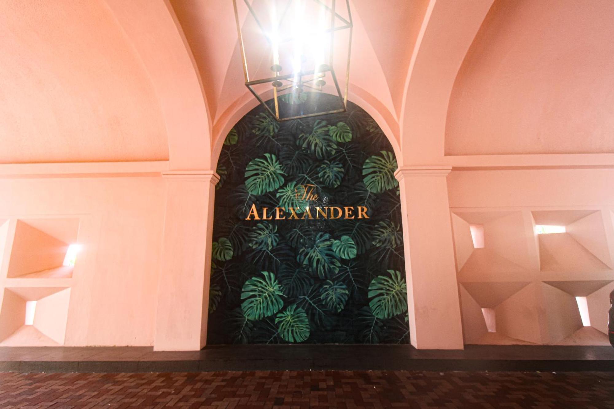 Alexander 1209 Beachfront Condo With 2 Pools , Beach Access, Sauna, Stores Маями Бийч Екстериор снимка